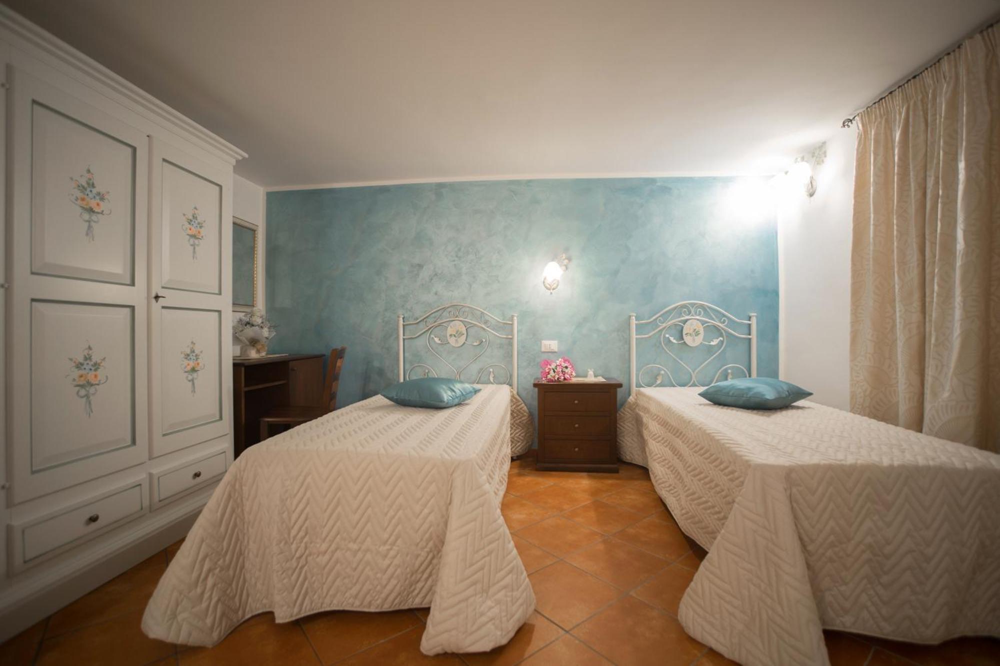 Corte Dell'Immacolata Al Mare 玛丽娜迪曼卡维萨 外观 照片